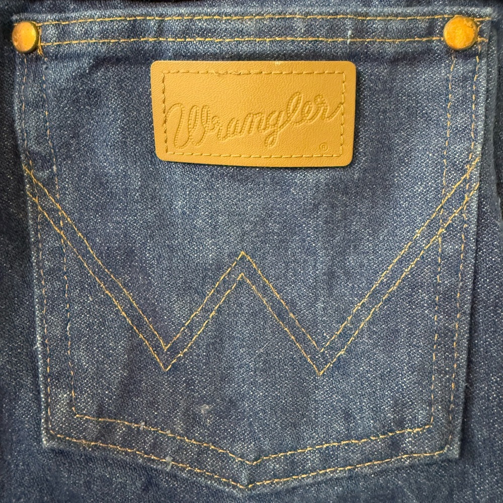 Wrangler Blue Jeans with Iconic W Stitching